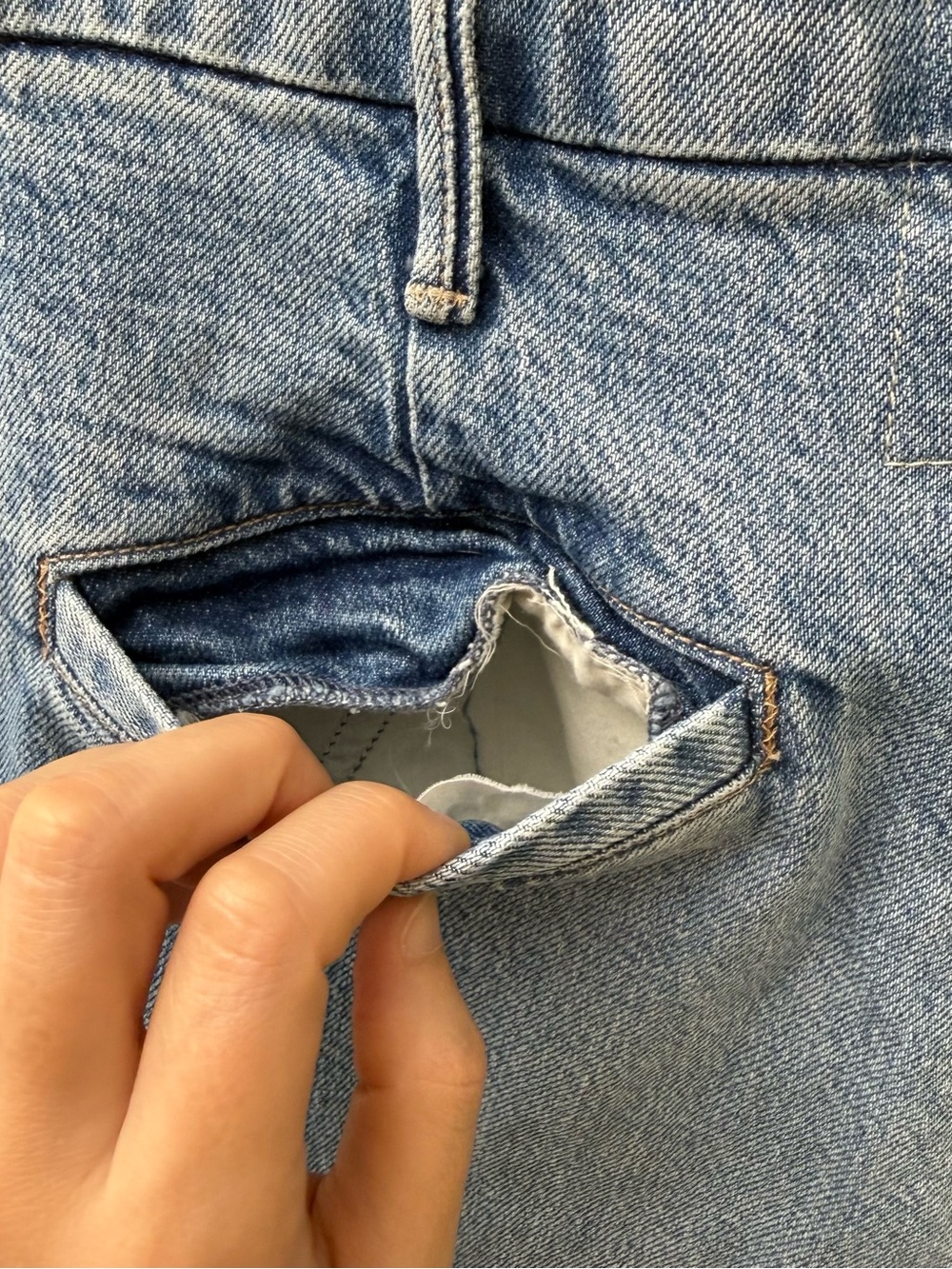 MOTHER the SK8R Prep Sneak Jeans - Picture 8 of 13